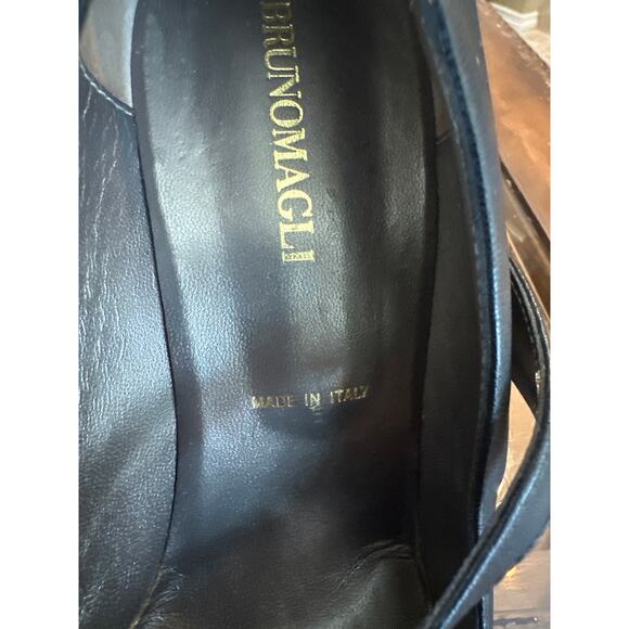 Women’s Bruno Magli Black Italian Mary Jane Heels. Size 40 ( 9 ) - Picture 4 of 6